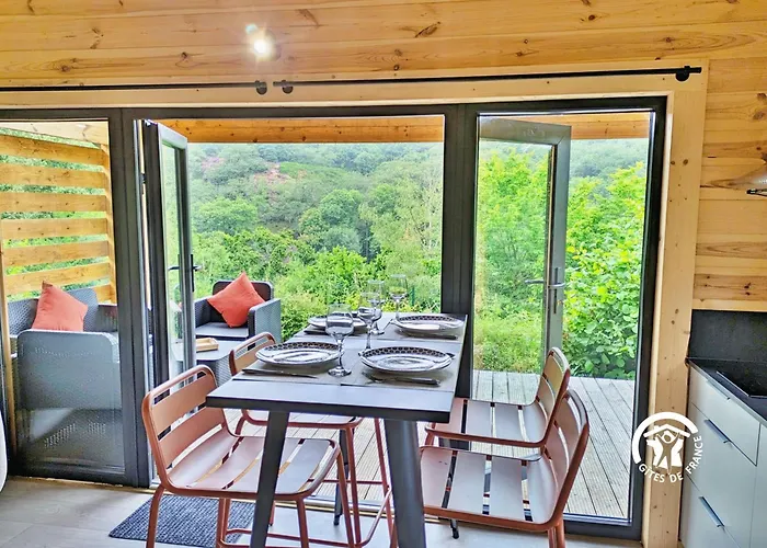 24 La Foret, De Coupeau, 4 Personnes Casa vacanze Saint-Berthevin