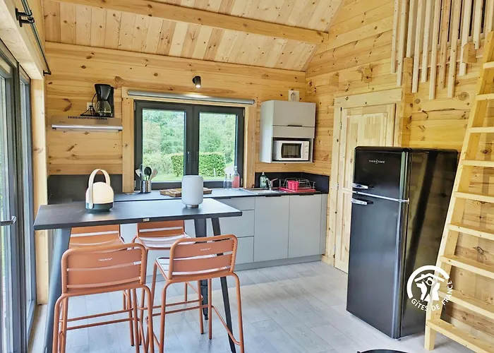 24 La Foret, De Coupeau, 4 Personnes *